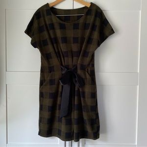 Fall flannel buffalo plaid tie waist dress (M)